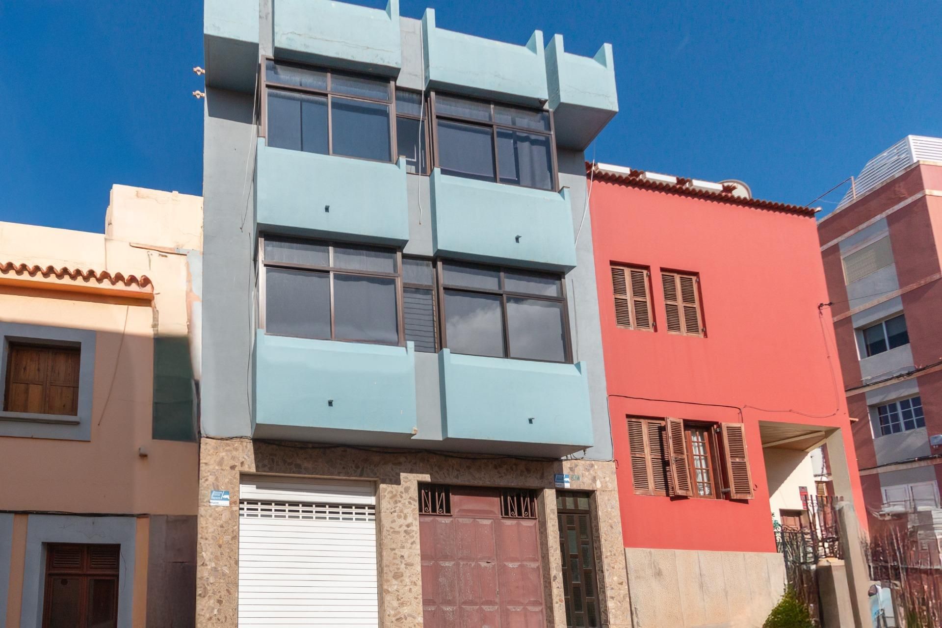 Exterior view of Building for sale in Santa María de Guía de Gran Canaria