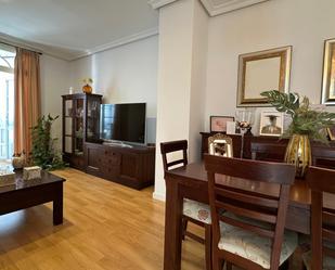 Sala d'estar de Pis en venda en  Cádiz Capital amb Aire condicionat, Traster i Balcó