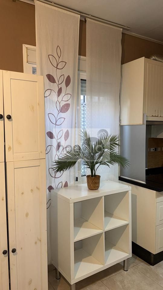 Dormitori de Planta baixa de lloguer en  Sevilla Capital amb Aire condicionat i Moblat