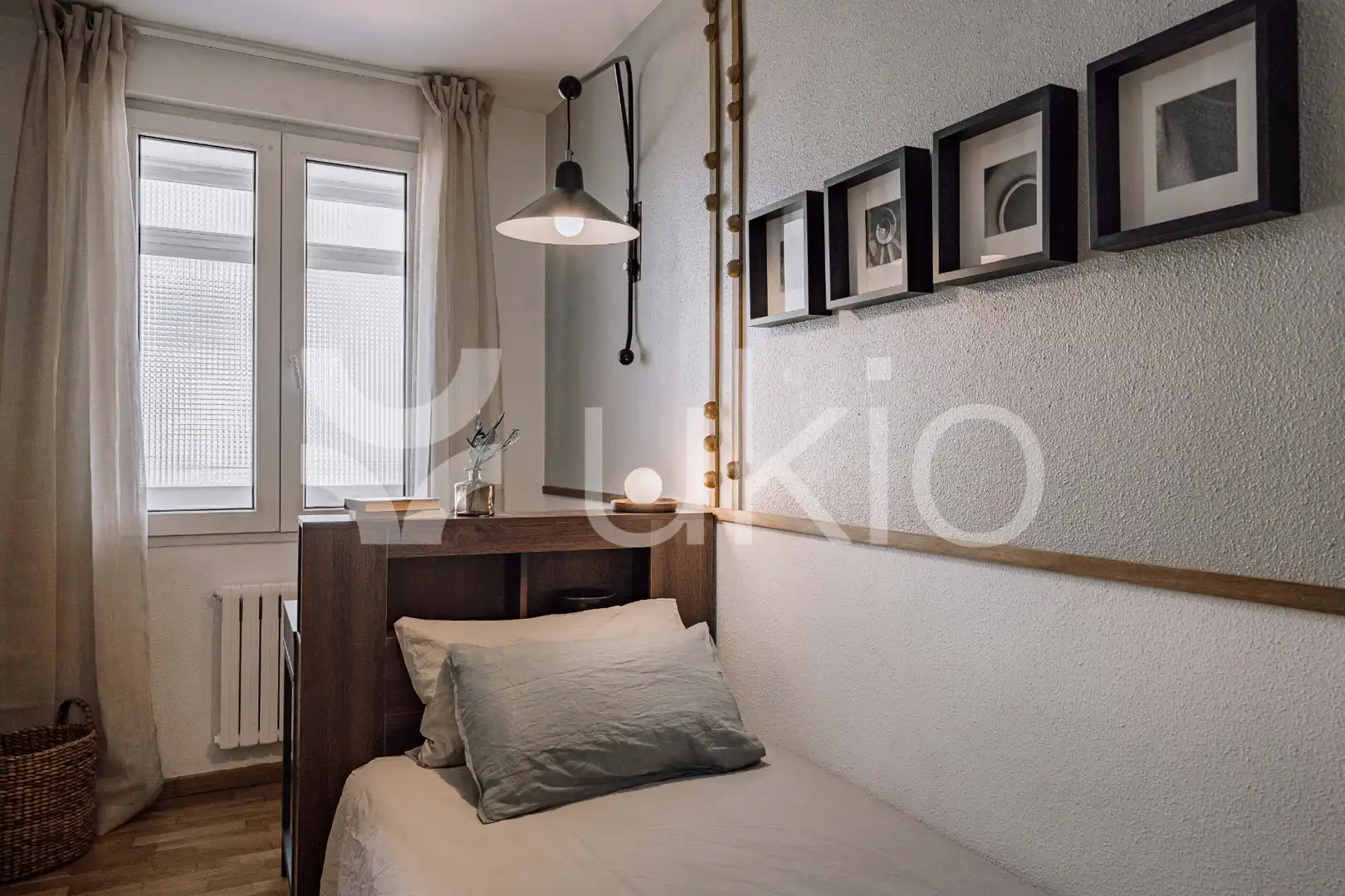 Habitación de Apartamento de alquiler en Madrid con Aire acondicionado, Calefacción y Amueblado