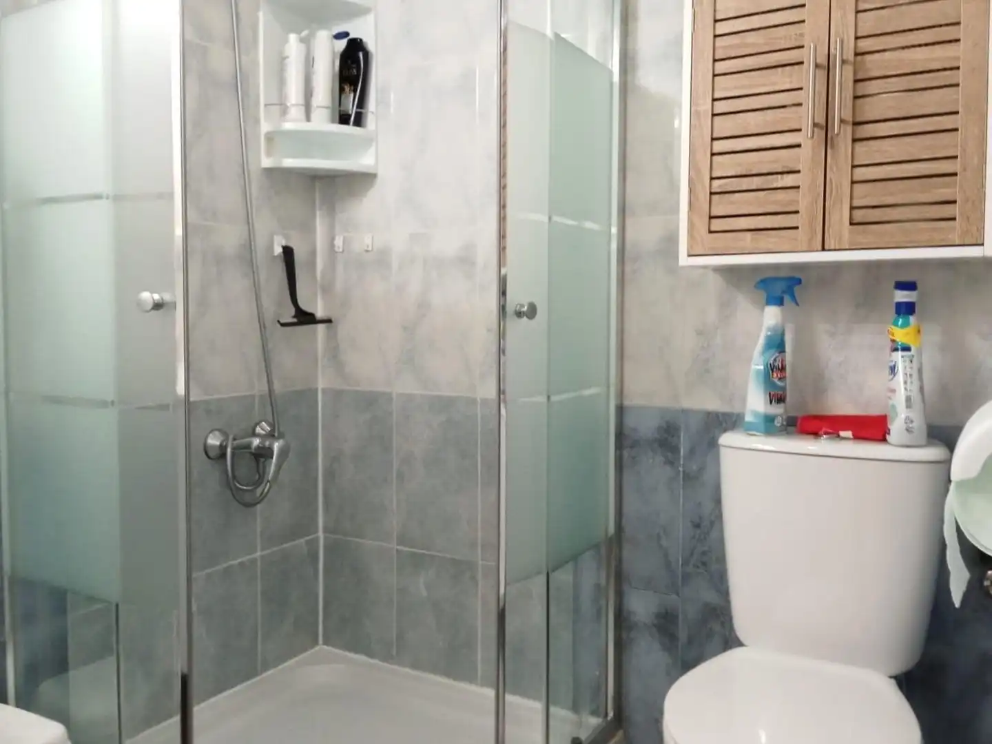 Bathroom of Houses for sale in Torrevieja  with Air Conditioner, Private garden and Furnished