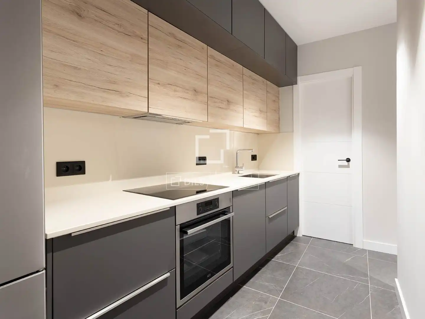 Kitchen of Flat for sale in Barcelona  with Air Conditioner, Heating and Parquet flooring