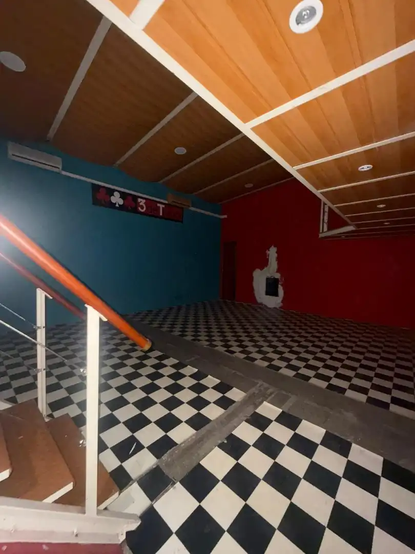 Local comercial en venta en Sants - Montjuïc, imagen 3