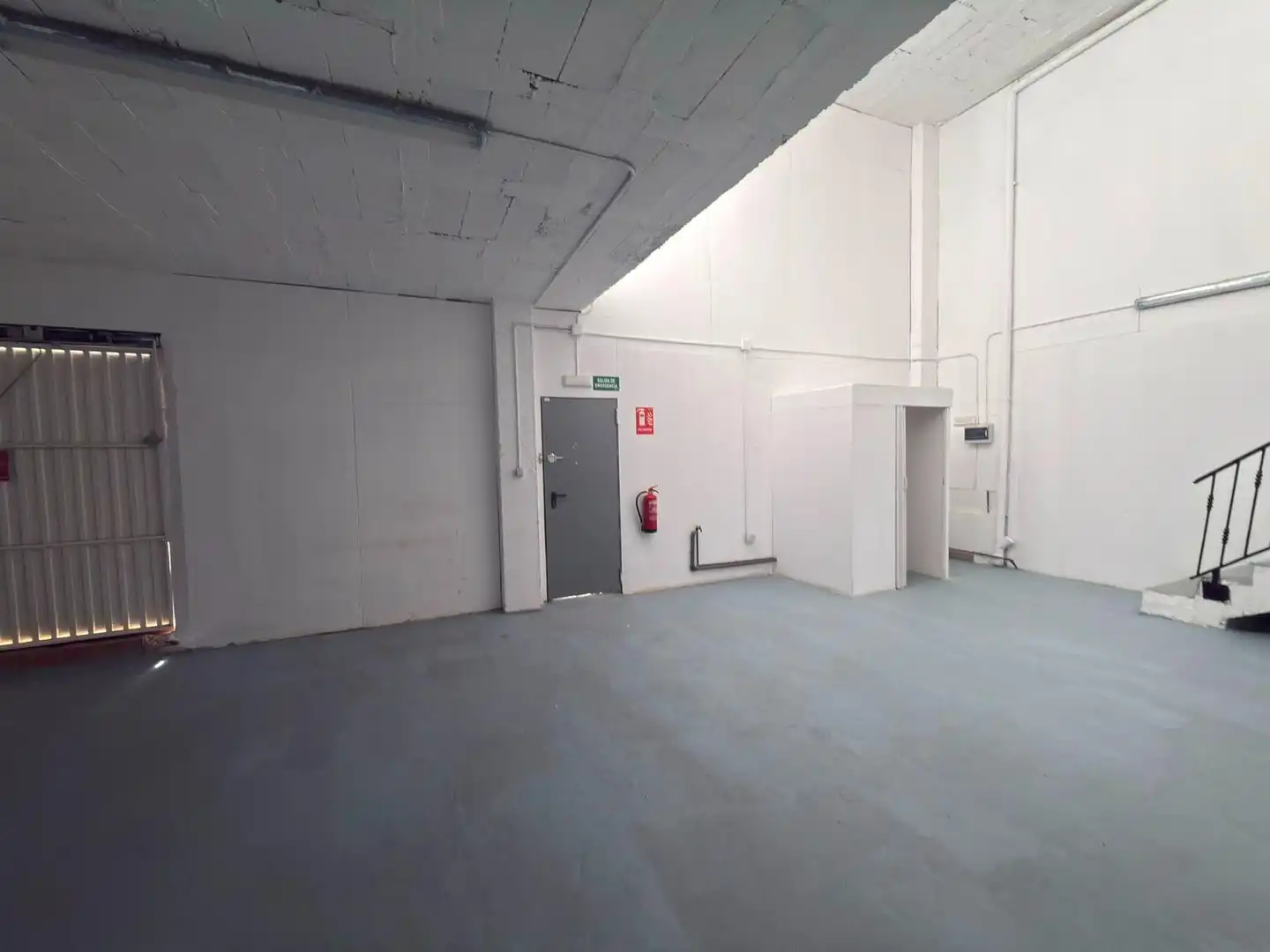 Local comercial en venta en Campoamor - Altozano