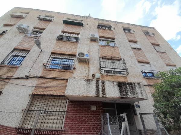Piso en Venta en C/ Poeta Balart en Juan XXIII