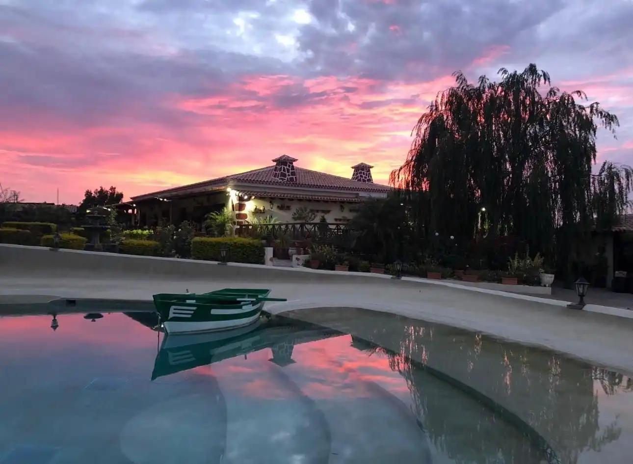 Piscina de Casa o xalet en venda en San Miguel de Abona amb Jardí privat, Traster i Piscina
