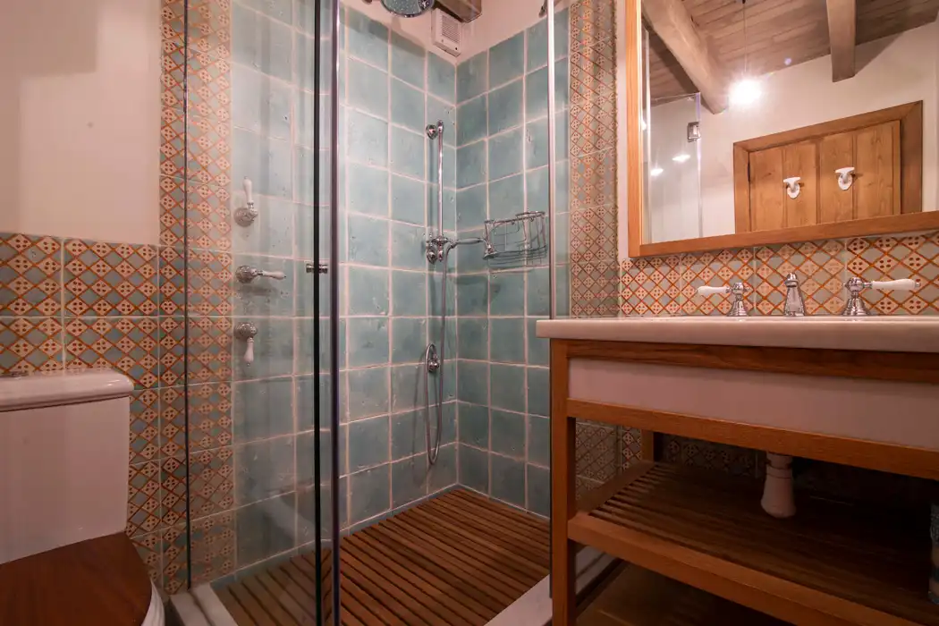 Bany de Casa o xalet en venda en Naut Aran amb Calefacció, Jardí privat i Parquet