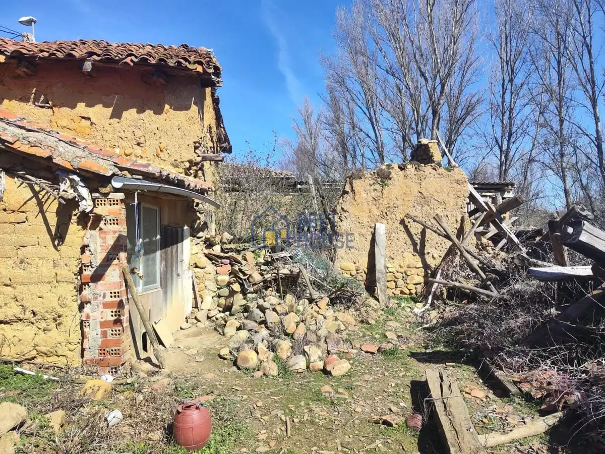 Terreny residencial en venda a Garrafe de Torío, imagen 4