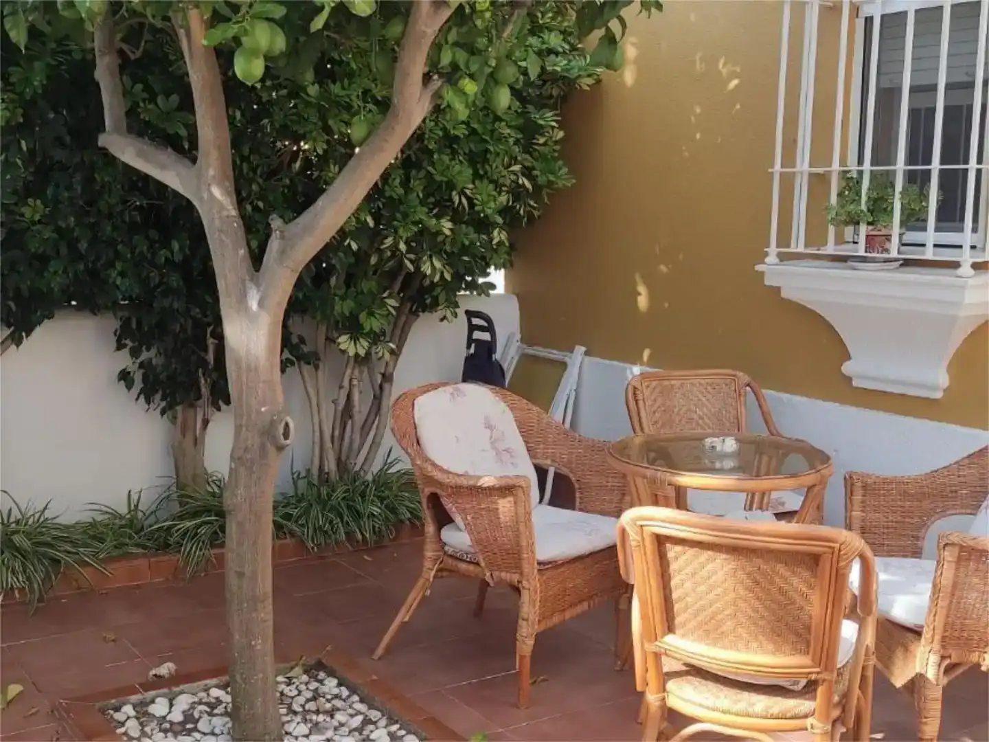 Terraza de Piso de alquiler en Rota con Jardín privado, Piscina y Amueblado