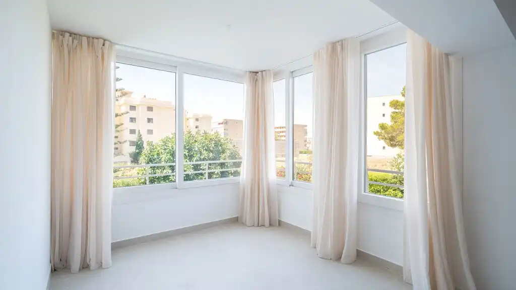 Dormitori de Apartament en venda en Calvià amb Aire condicionat, Calefacció i Moblat
