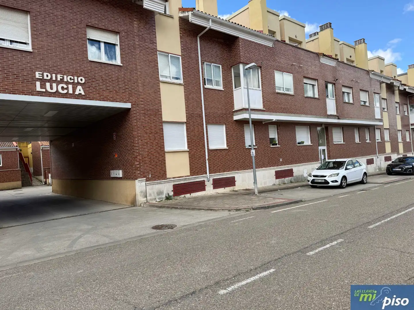Vista exterior de Piso en venta en Villanubla con Calefacción, Parquet y Horno