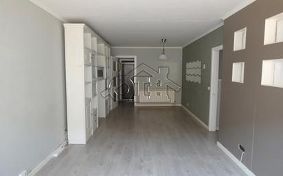 Bedroom of Flat for sale in  Madrid Capital  with Air Conditioner, Heating and Parquet flooring