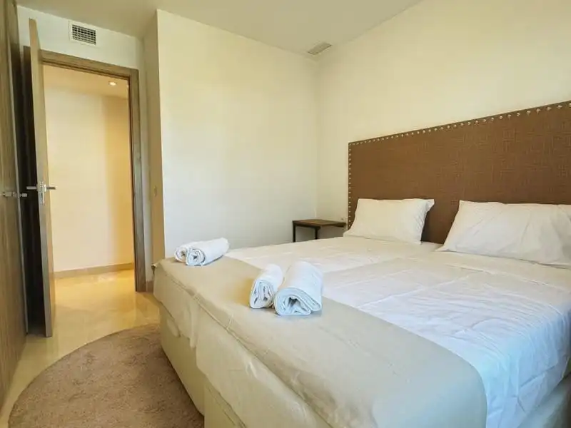 Dormitori de Apartament de lloguer en Nueva Andalucía