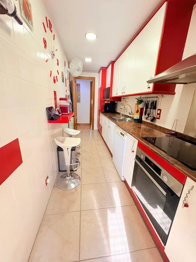 Cocina de Piso en venta en Pallejà con Aire acondicionado, Calefacción y Balcón