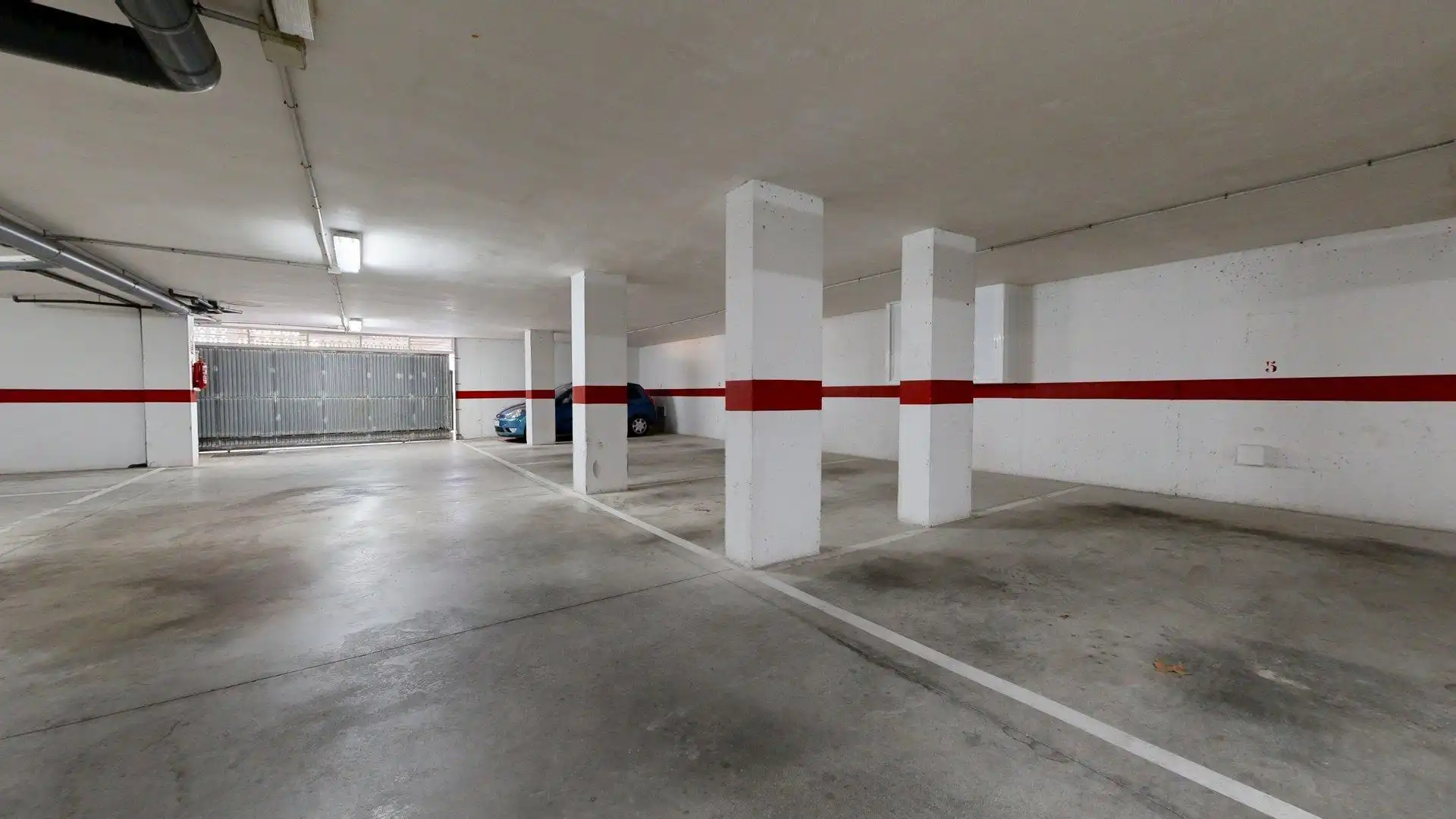 Aparcament de Apartament en venda en Elche / Elx amb Aire condicionat, Terrassa i Moblat