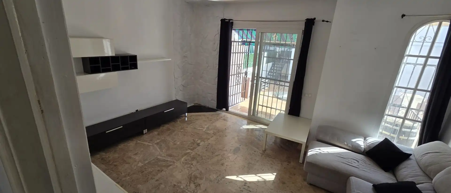 Maison jumelée avec piscine à vendre à Capellanía - Retamar, imagen 6