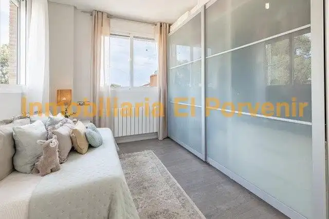 Bedroom of Houses for sale in Torrent  with Air Conditioner, Heating and Private garden