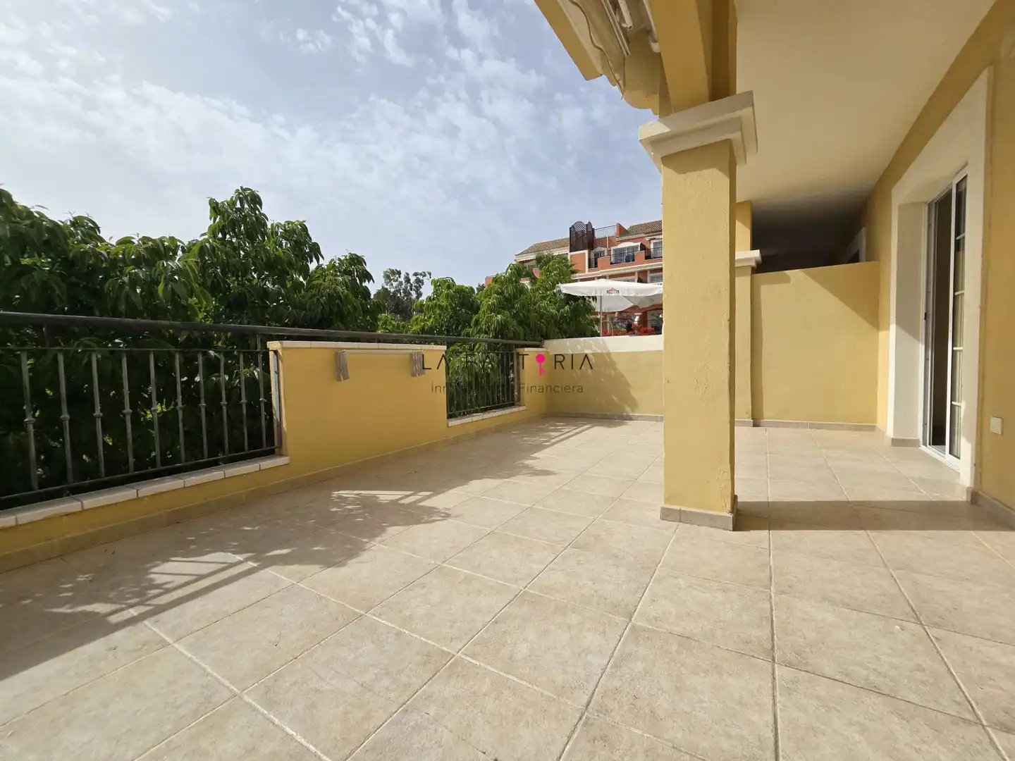 Terraza de Apartamento en venta en Arona con Terraza, Amueblado y Piscina comunitaria