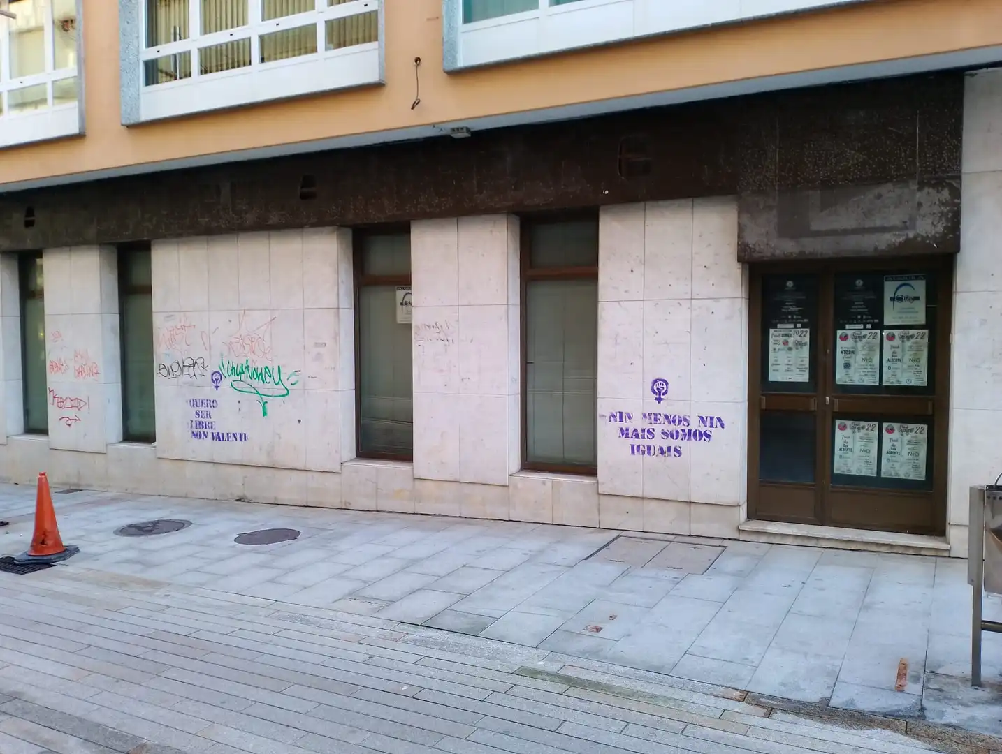 Local comercial en alquiler en Rúa de Galicia 4