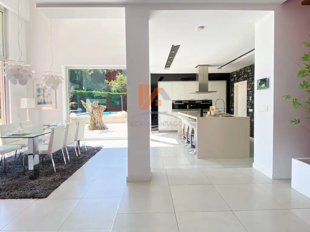 Cocina de Casa o chalet en venta en Ames con Jardín privado, Terraza y Piscina