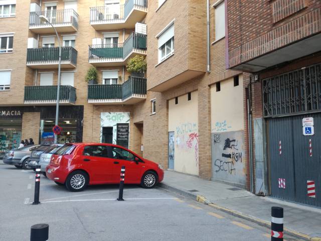 Local comercial en Venta en Calle José Tudela, 1 en Calaverón - Pajaritos