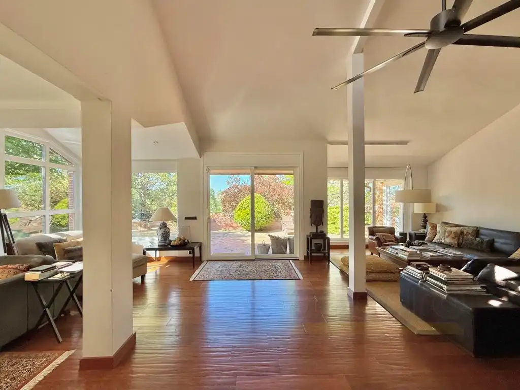 Living room of Houses for sale in Valdeolmos-Alalpardo  with Private garden and Swimming Pool