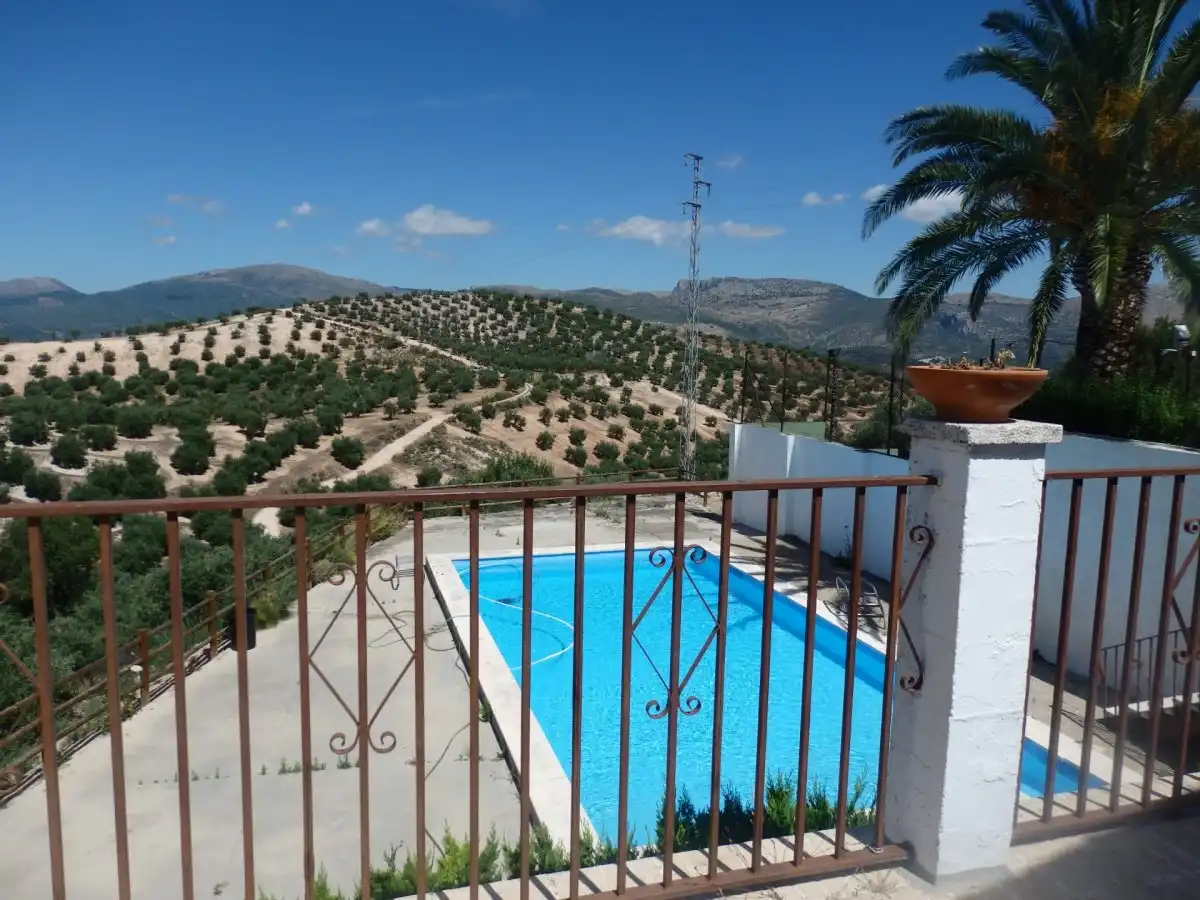 Casa rústica amb terrassa en venda a Priego de Córdoba, imagen 3