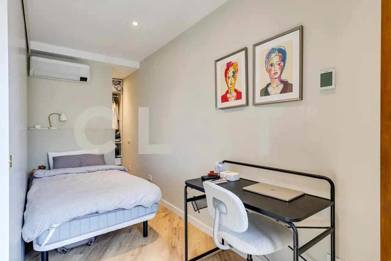 Habitación de Apartamento en venta en Barcelona con Aire acondicionado, Calefacción y Parquet
