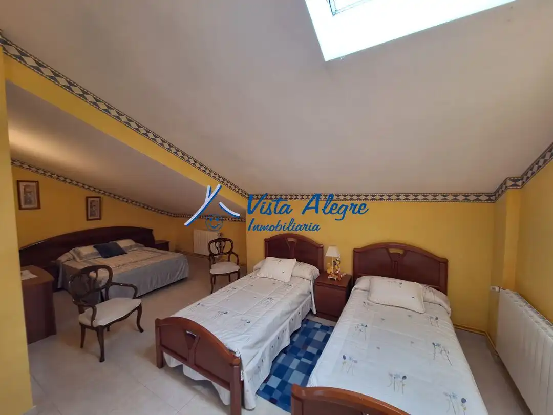 Habitación de Casa adosada en venta en Casalarreina con Calefacción, Jardín privado y Parquet