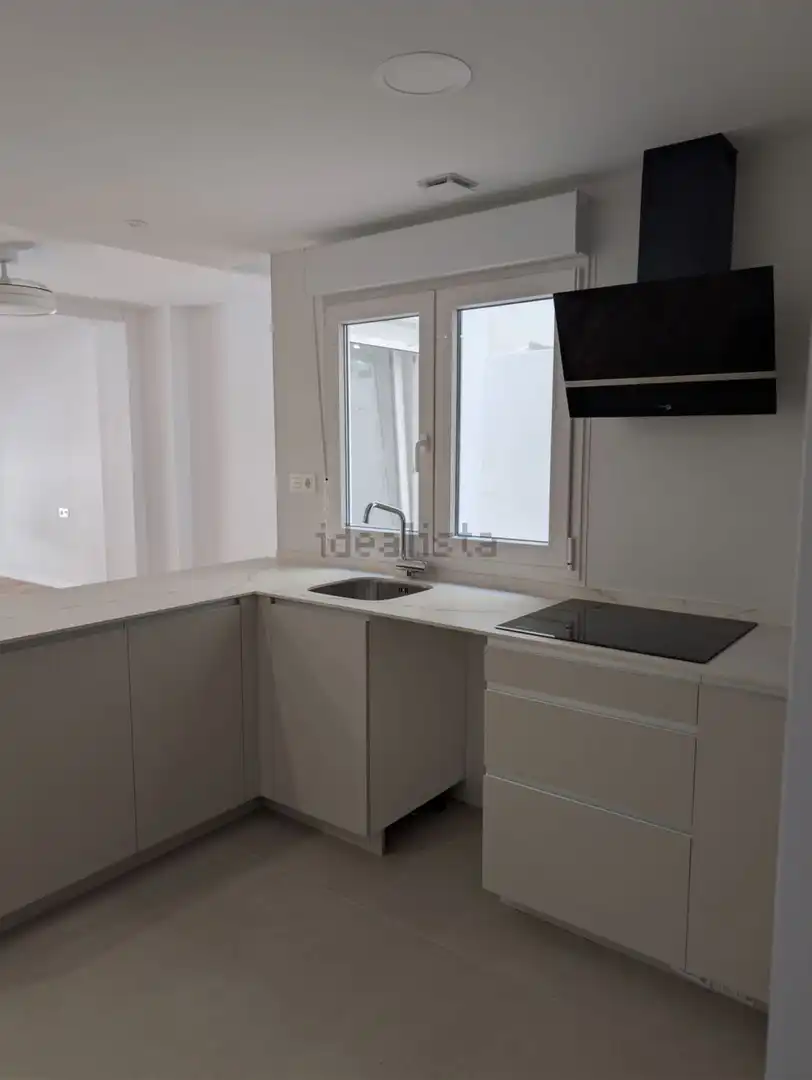 Kitchen of Flat for sale in Elche / Elx  with Parquet flooring, Terrace and Balcony