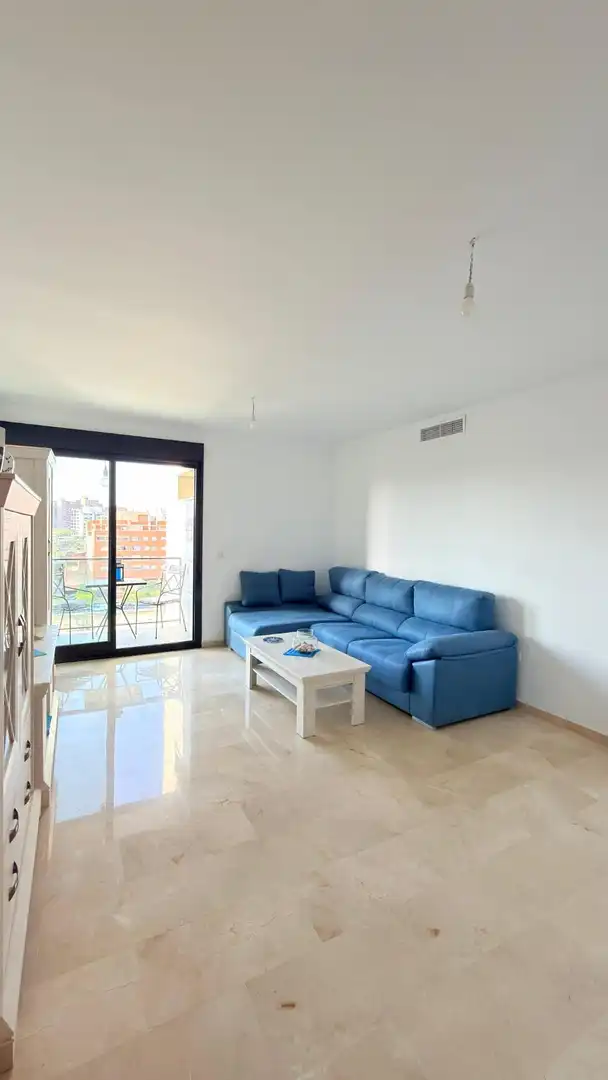Piso con terraza en venta en Calle Granja de Rocamora, imagen 2