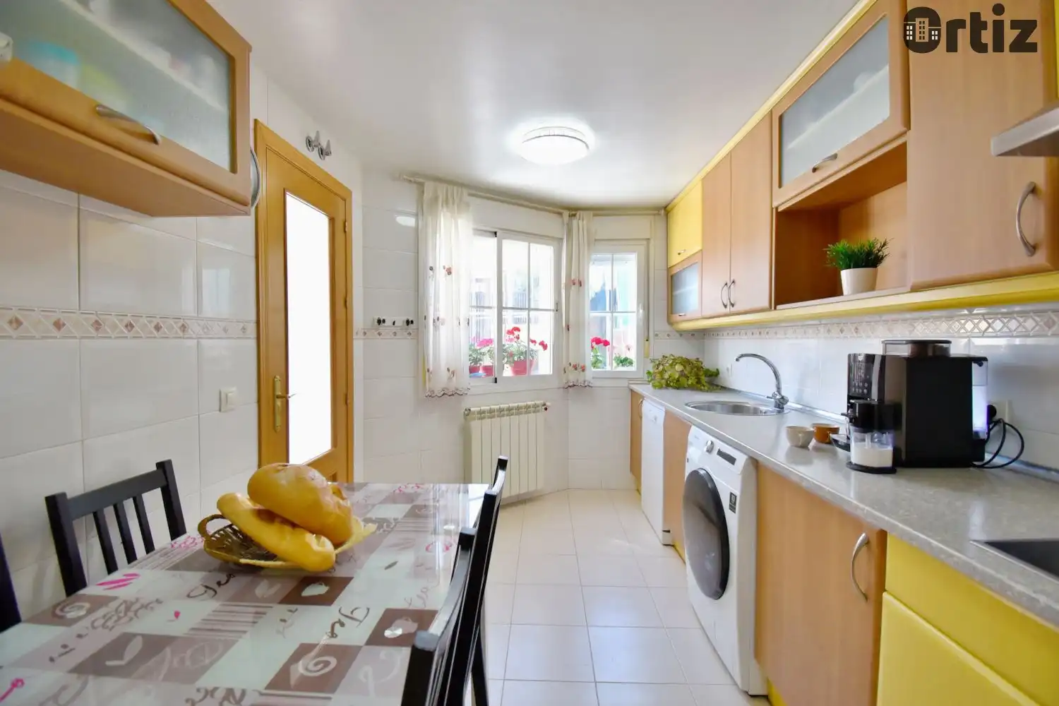 Cocina de Casa o chalet en venta en Loeches con Aire acondicionado, Calefacción y Terraza