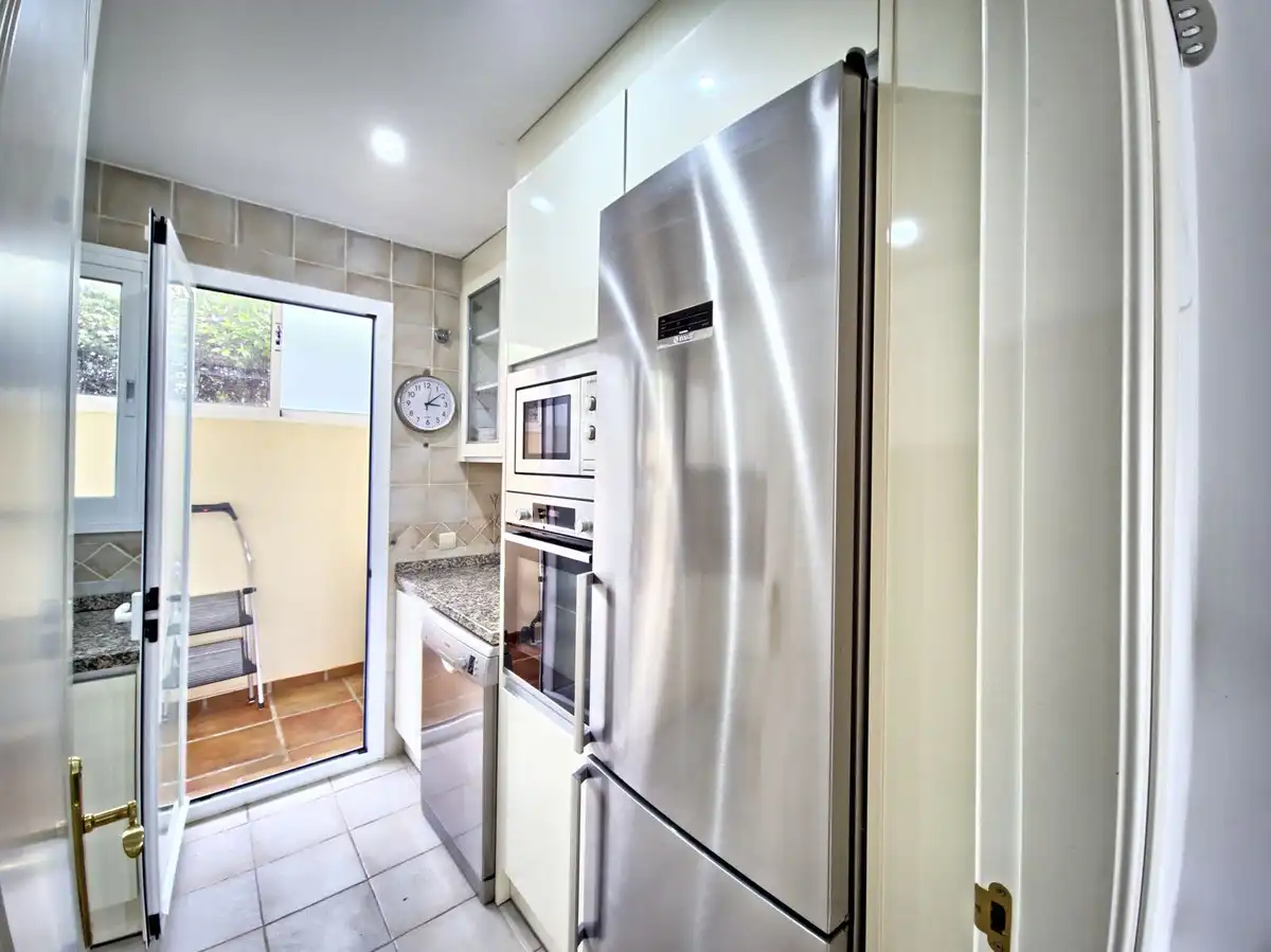 Apartament amb ascensor en venda a Elviria - Cabopino, imagen 10