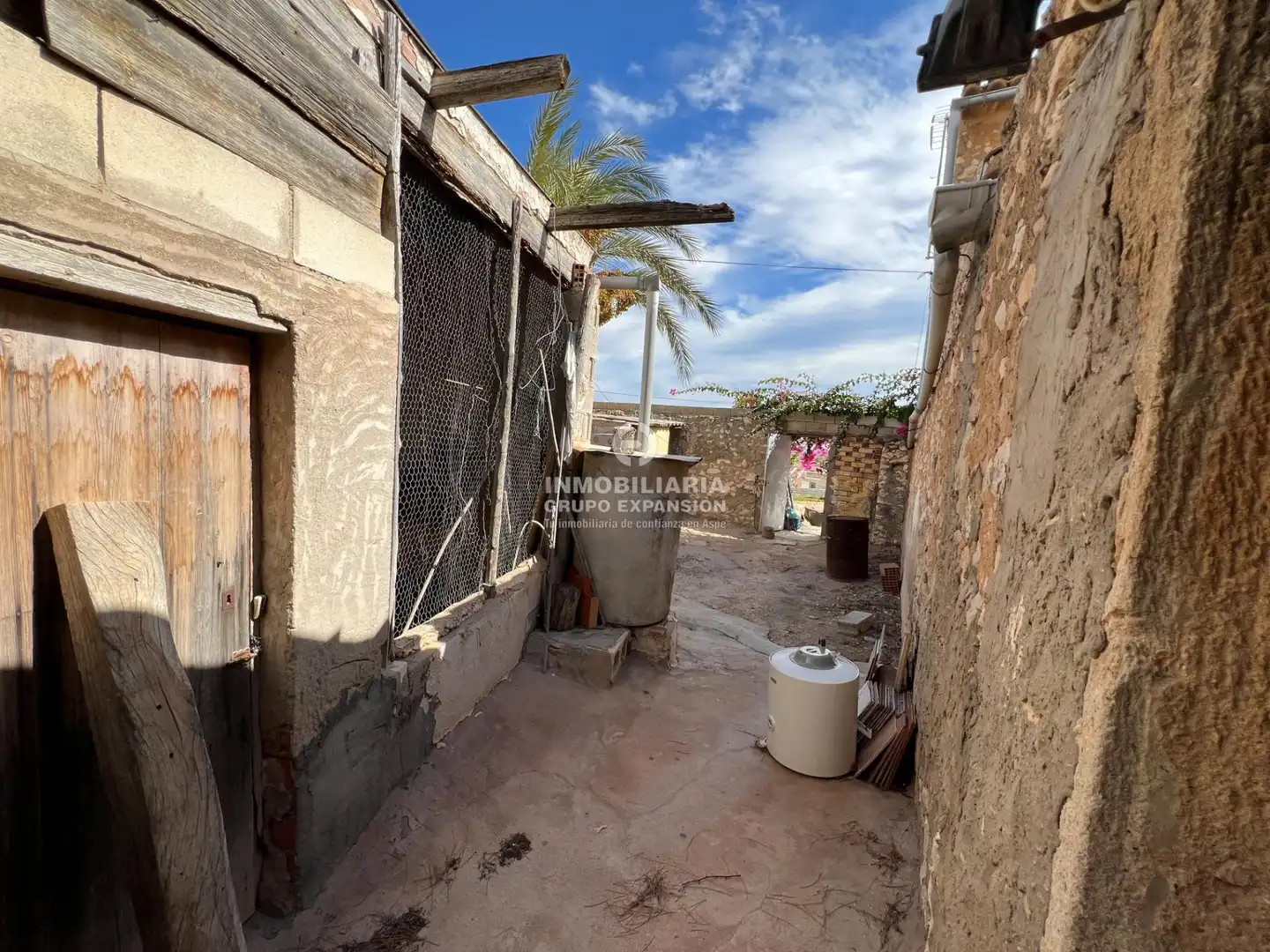 Houses for sale in La Romana  with Air Conditioner, Heating and Private garden
