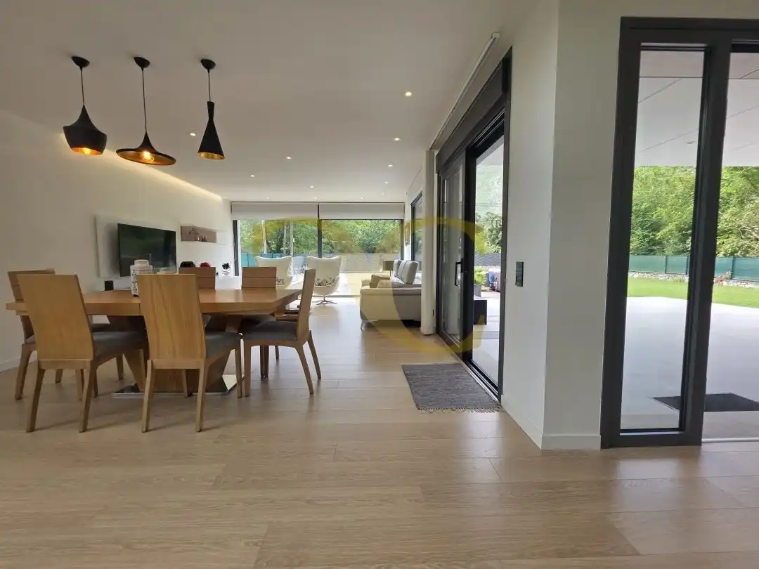 Comedor de Casa o chalet en venta en Llanes con Calefacción, Jardín privado y Terraza