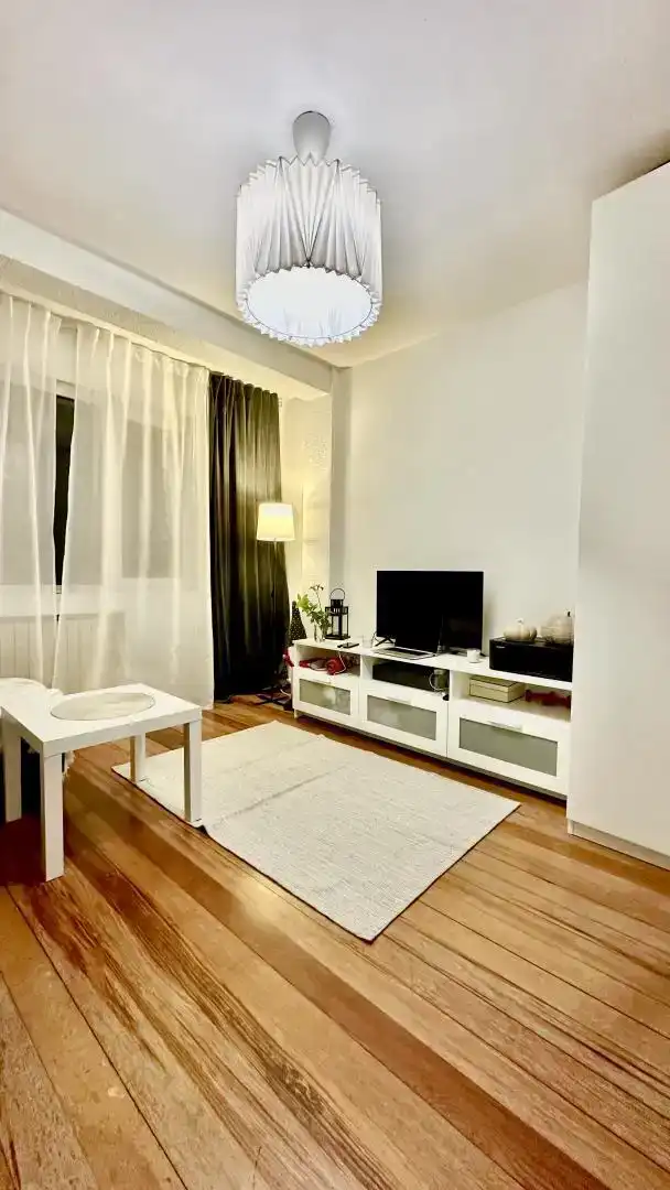 Sala de estar de Piso en venta en San Martín del Rey Aurelio con Parquet y Amueblado