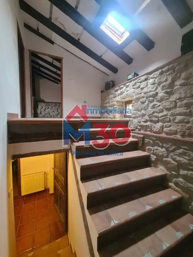 Houses for sale in Miranda de Ebro  with Heating