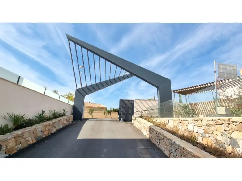 Vista exterior de Casa o chalet en venta en Rojales con Aire acondicionado, Jardín privado y Balcón