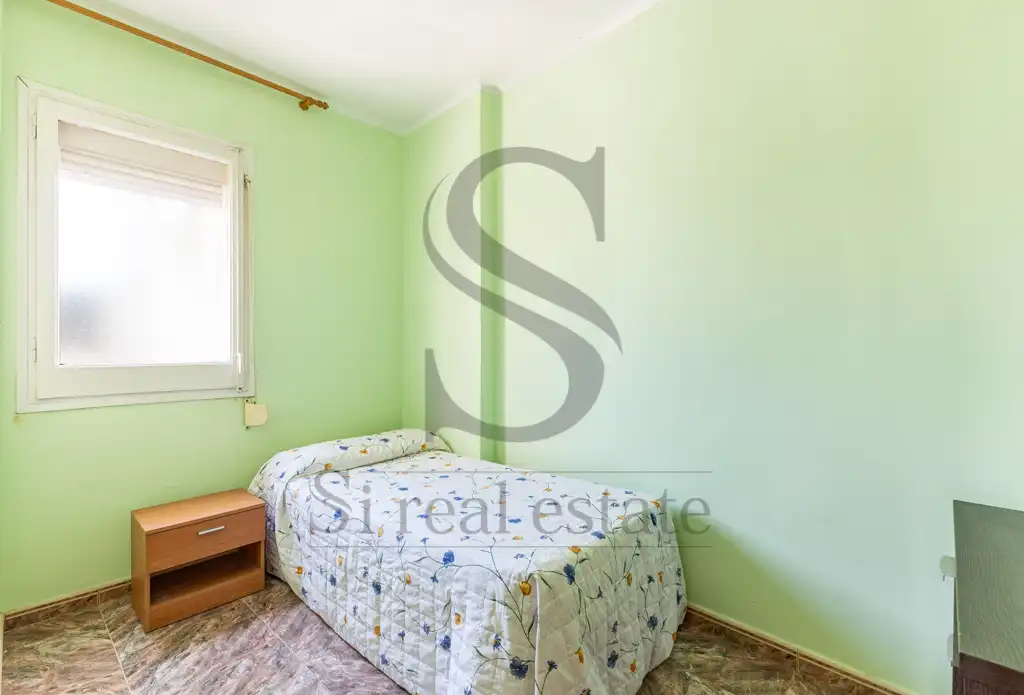 Habitación de Ático en venta en Barcelona con Terraza y Horno