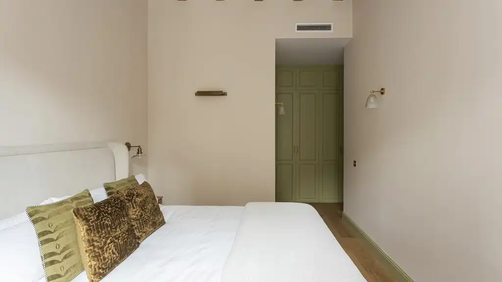 Habitación de Apartamento en venta en Barcelona con Aire acondicionado, Jardín privado y Parquet