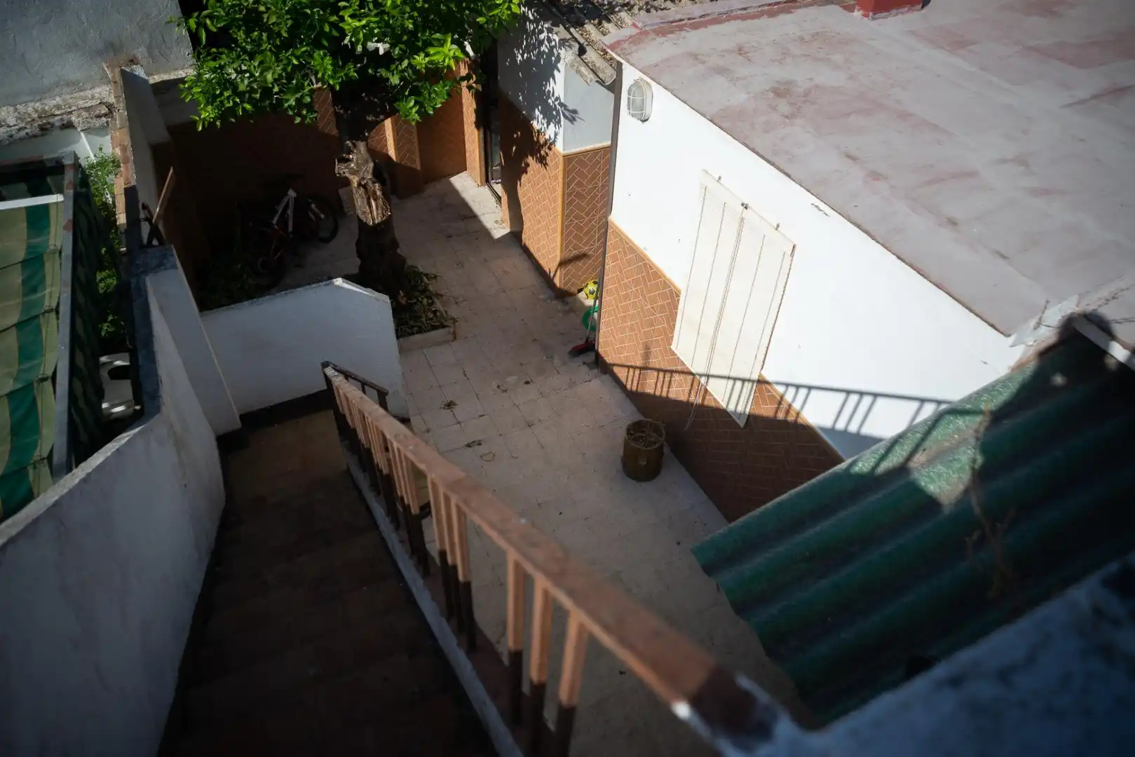 Vista exterior de Casa o xalet en venda en Camas amb Terrassa i Traster