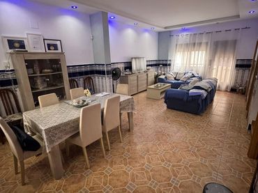 Maison avec balcon à vendre à Grupo MARQUES DE VALLTERRA