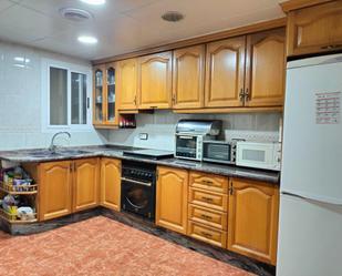 Kitchen of Flat for sale in Canals  with Air Conditioner, Private garden and Storage room