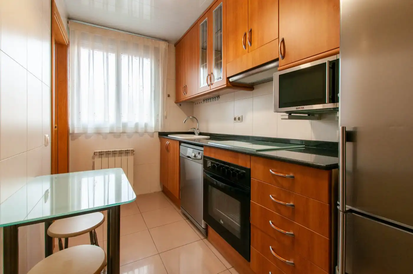Cocina de Piso de alquiler en Sabadell con Aire acondicionado, Calefacción y Parquet