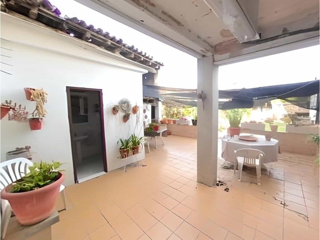 Terrassa de Casa o xalet en venda en Santa Margarida I Els Monjos