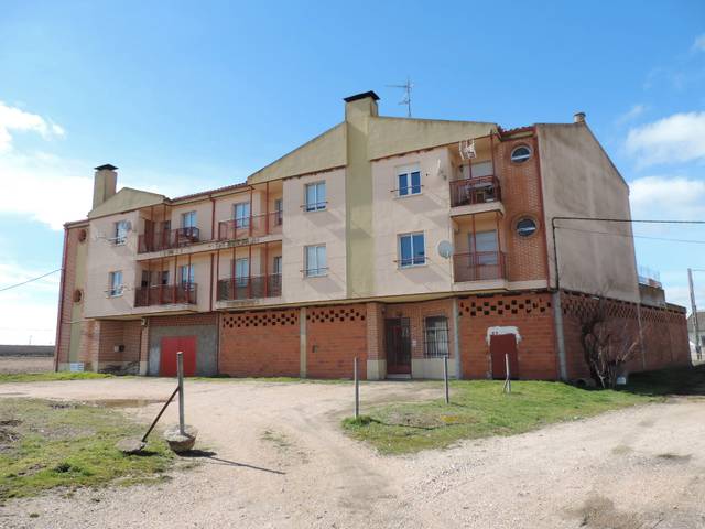 Local comercial en Venta en Carretera Zamora, 37 en Calzada de Valdunciel