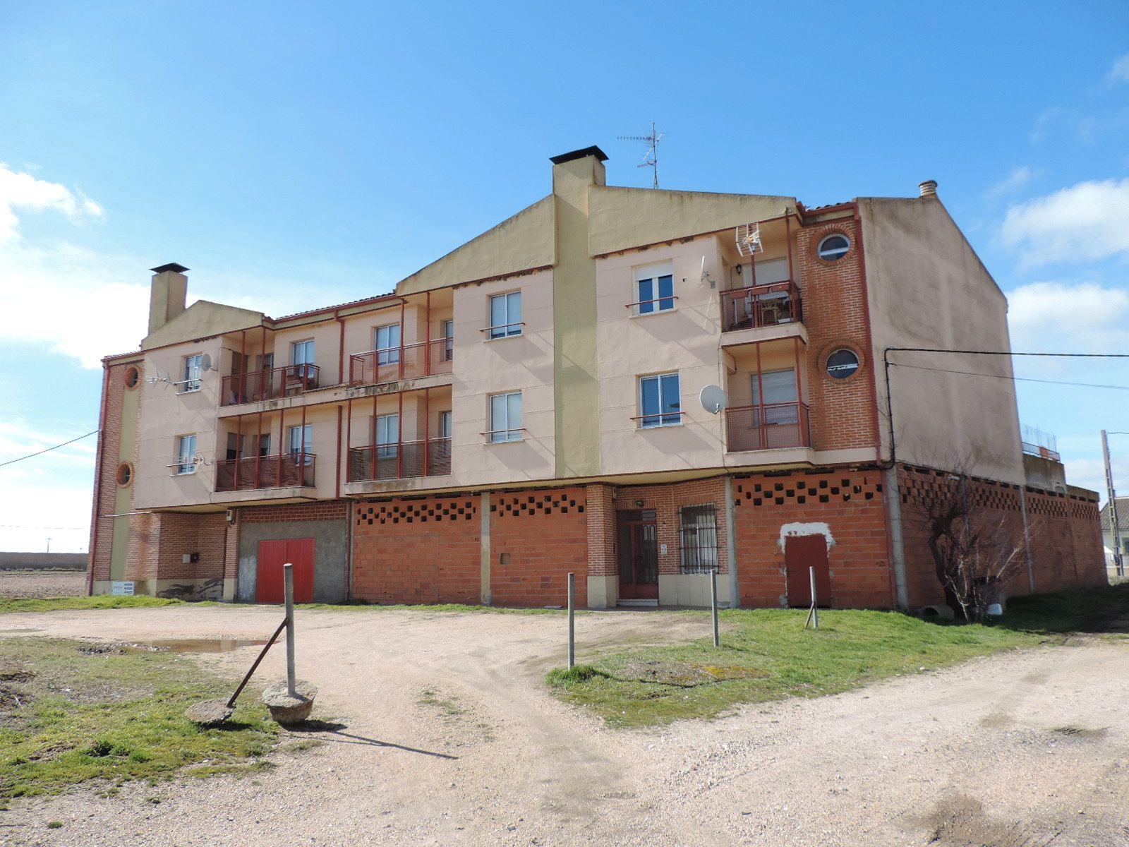 Local en venda a Carretera Zamora, 37, Calzada de Valdunciel