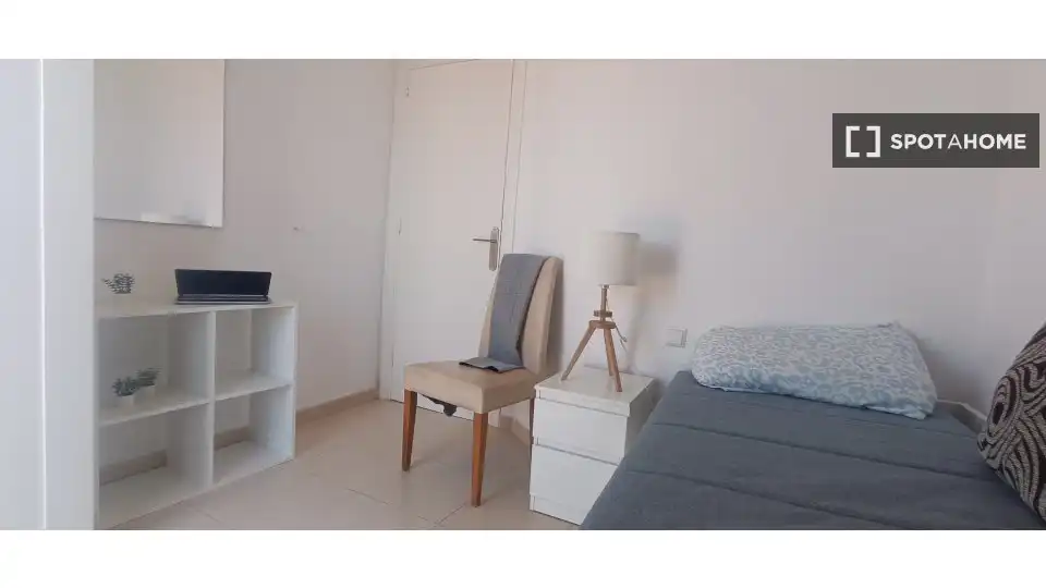 Habitación en Es Portixol - Es Molinar