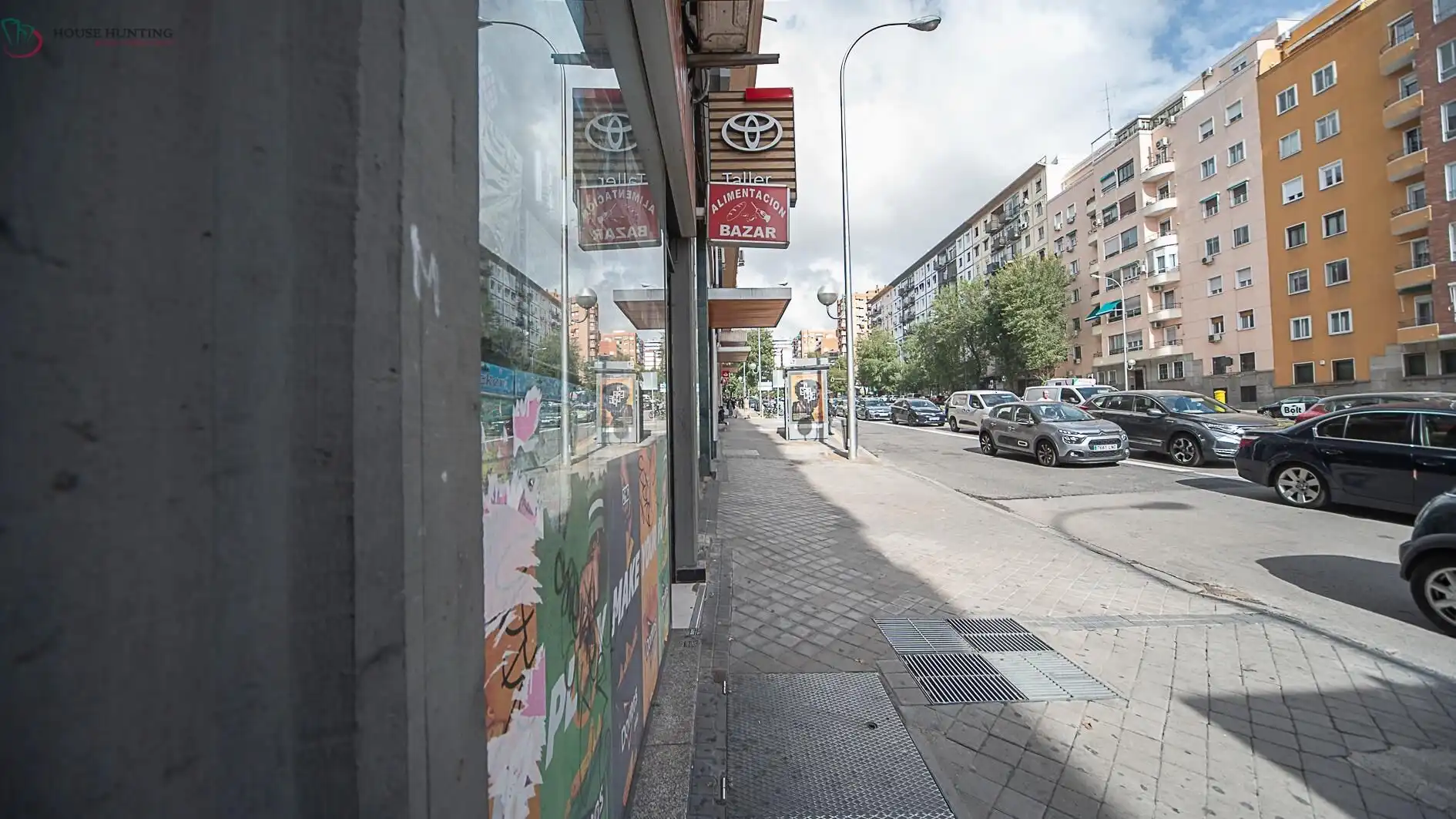 Exterior view of Commercial properties for sale in Madrid  with Air Conditioner