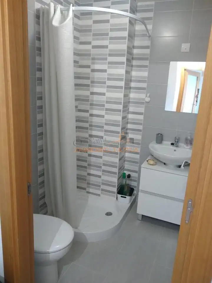 Bathroom of Flat for rent in Mugardos